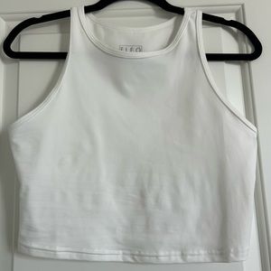 Fleo fitted tempo crop tank
